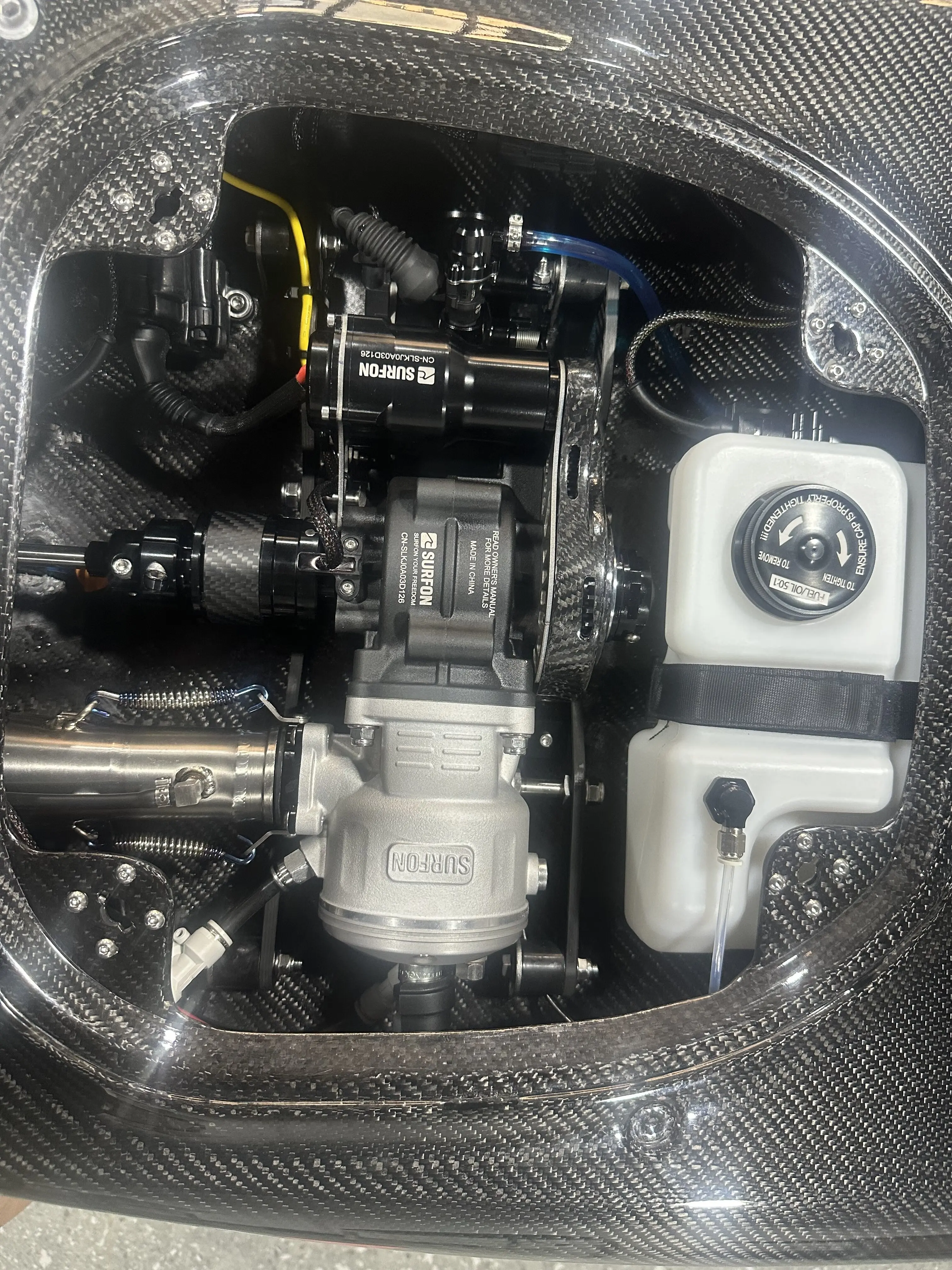 Jet Ocean Sport　インフレータブル SURF9 中古 Jetfly 09GT Gas Engine Surfboard - Carbon Fiber & Electric Start