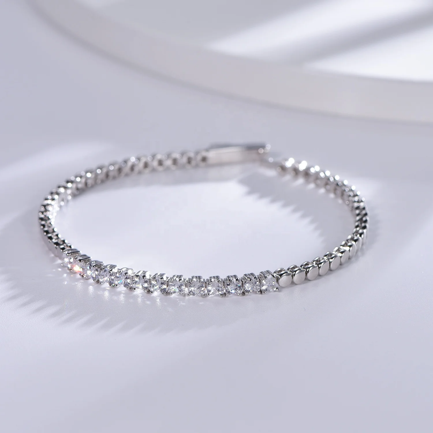 Women Luxury Jewelry Classic Design AAA+ Heart 0.5 Carat Cubic Zircon Diamond Tennis Bracelet