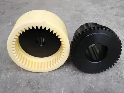 Low Noise Steel Flexible Pinion Nylon Universal Gear Coupling with Sleeve Internal