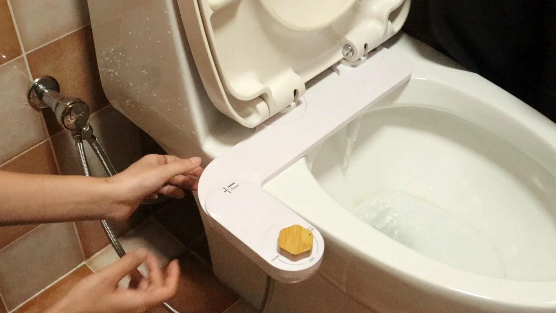 Cold Water Bidet Toilet Attachment Nonelectric Single Nozzle Angle