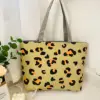 Estampado de leopardo verde
