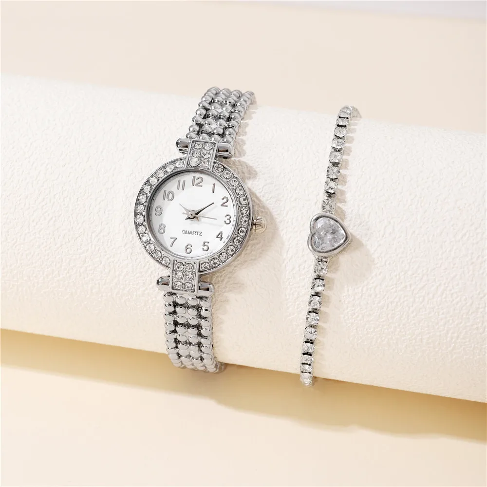 9840 Diamond Watch and Bracelet Set Fashion for Women