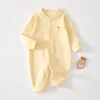 Limón amarillo sólido