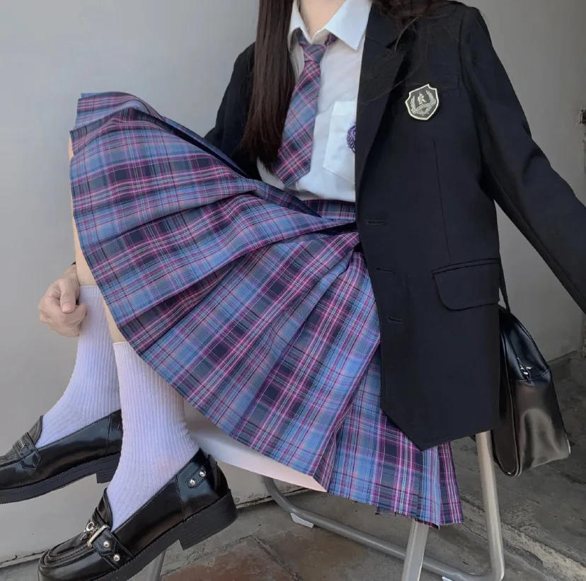 School Style Is In — Plaid, Pleats, & Loafers For 2022