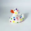 Puntos de color blanco