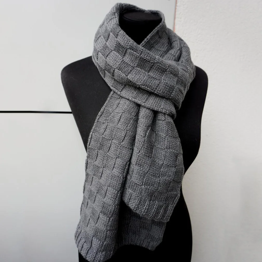 Wholesale Y-F Classic jacquard thick wool mens scarves cable knit infinity Grey  Scarf For Men From m.