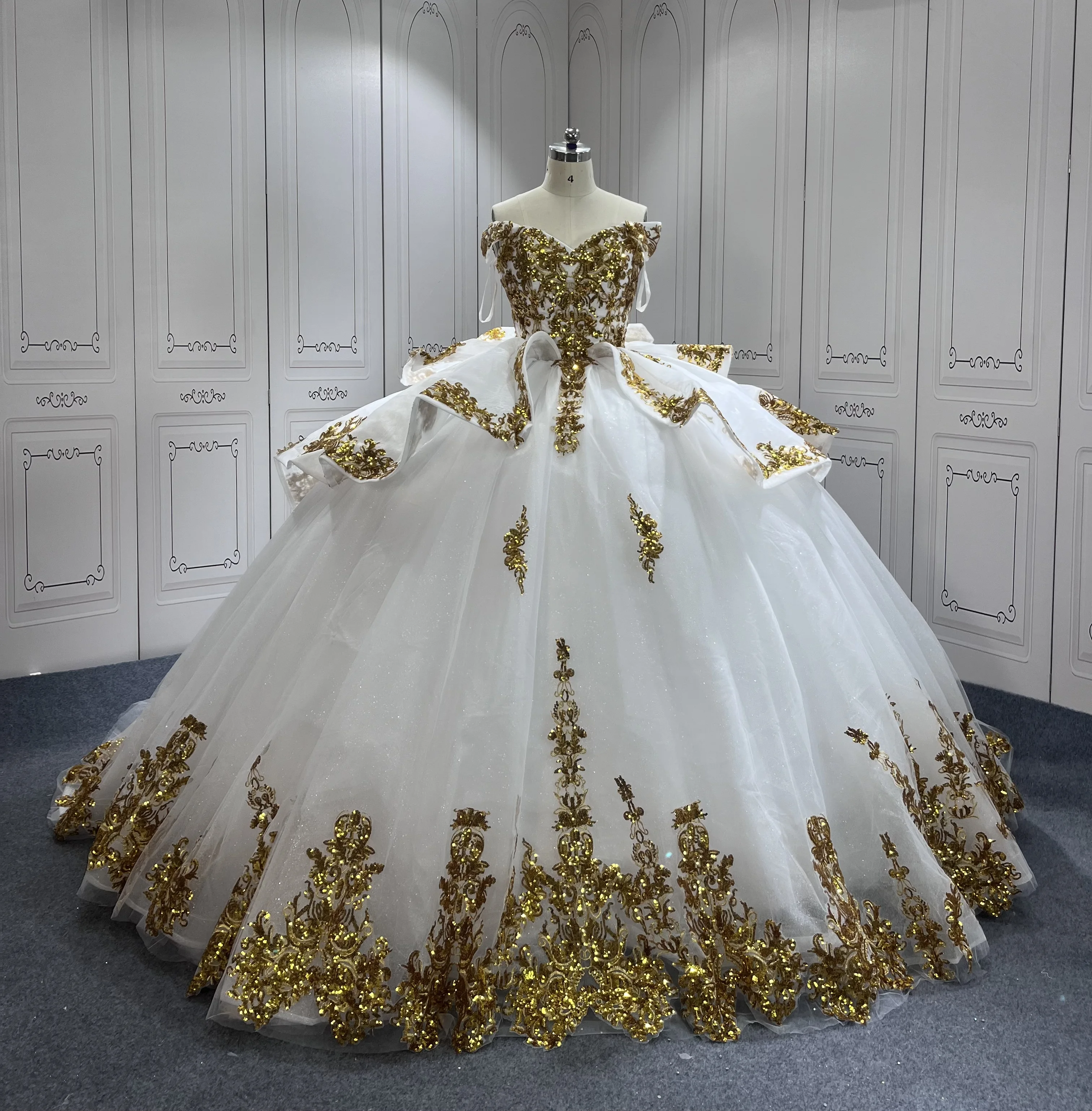white christmas dresses Retro White Swetheart A-Line Quinceanera Dresses Ball Gowns Wedding Dr –  ModelDressy main image 1