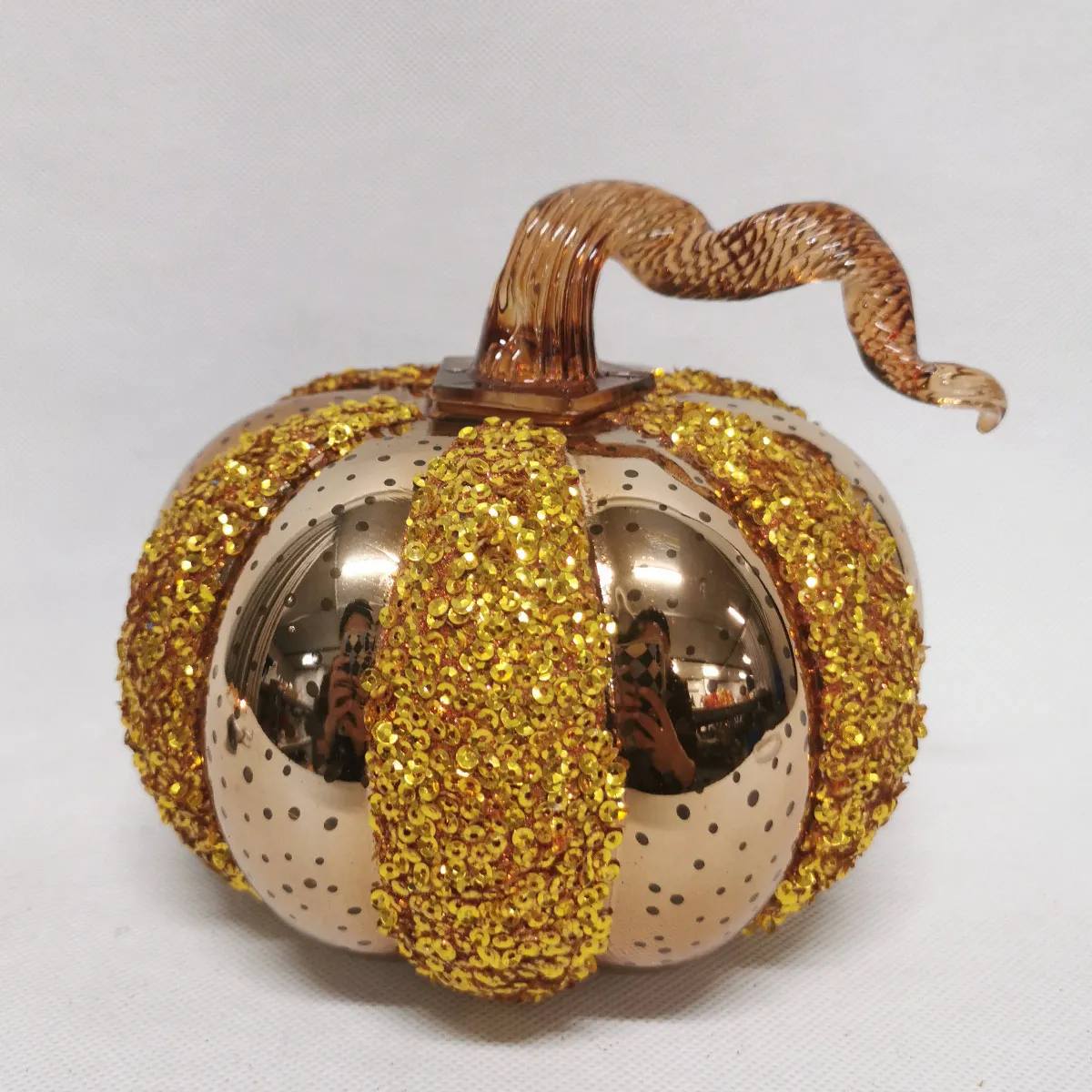 Jiangsu Baoying factory custom made artificial matte gold glass craft halloween gift pumpkins table decorations ideas wholesale supplier