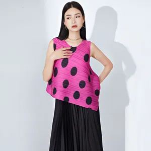 Best-Selling Women's Summer Top Polka Dot Chic Unique Design Loose Irregular Sleeveless Miyake Pleated T-shirt Vest Tank Style