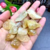 Piedra en bruto amarillo brasileño