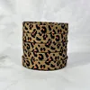 Estampado de leopardo marrón amarillento