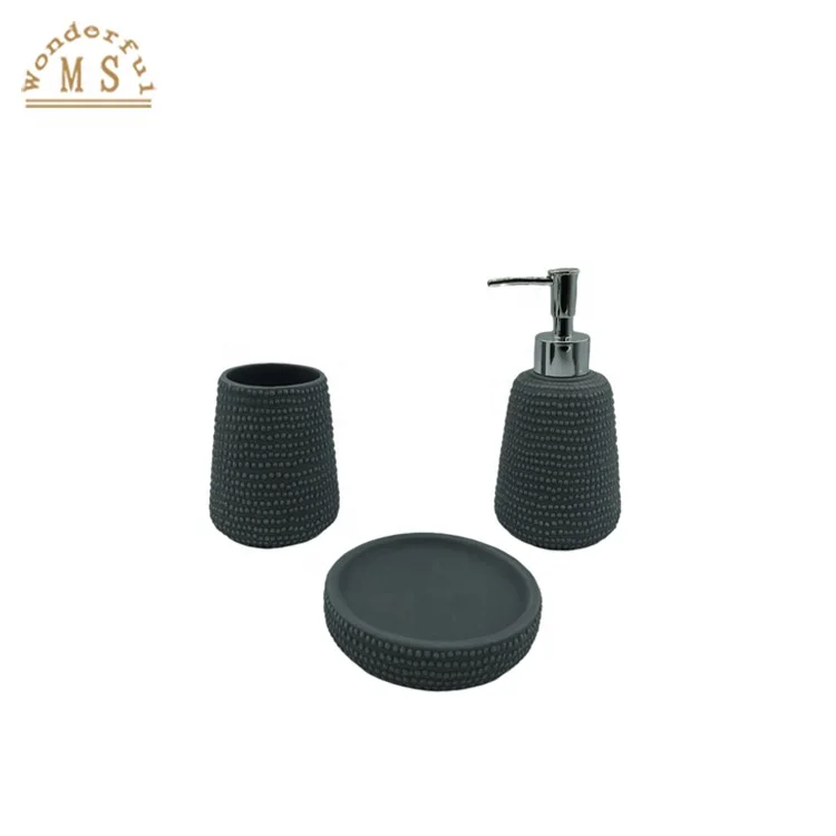 Full Functional 3 Piece Ceramic Bath Set Bathroom Accessory Set Features Durable Material and Nordic Style for Home Decoration