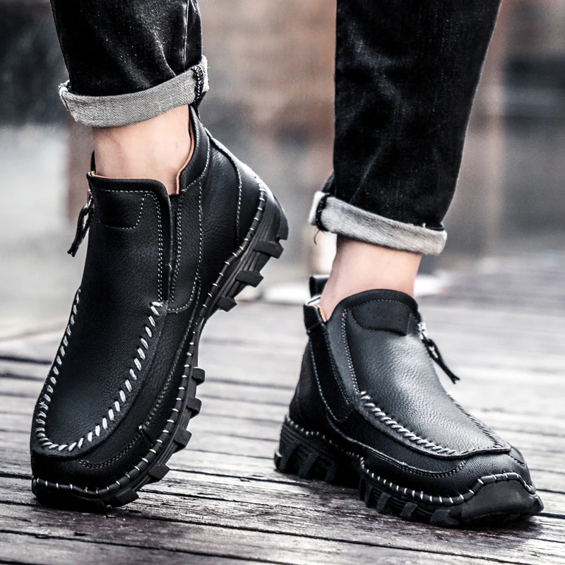 Scarpe eleganti da uomo in stile italiano di bel colore nero
