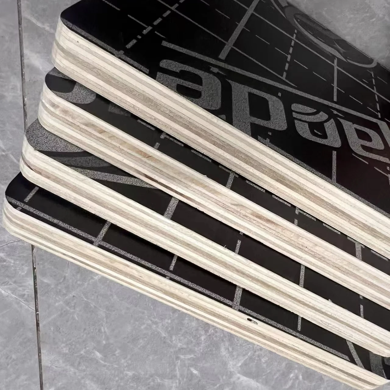 Wholesale Construction Building Veneer Boards Eucalyptus Poplar Plywood Film Faced Plywood Stocks in Thailand Chonburi Warehouse