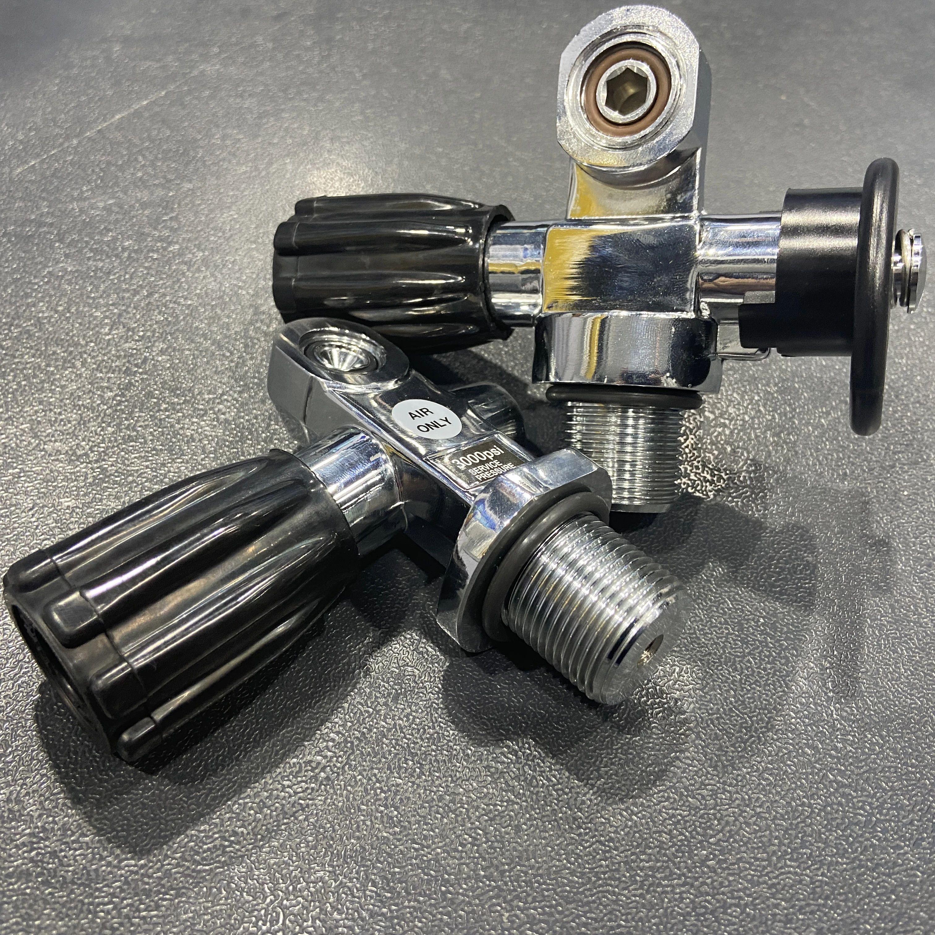 DIN/YOKE Pro Valve Diving Scuba Tank - High Pressure Gas