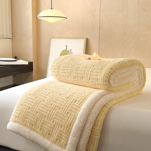 Wholesale Knitted Double Layer Reversible Throw  Fluffy  Sherpa Blanket for Sofa Couch