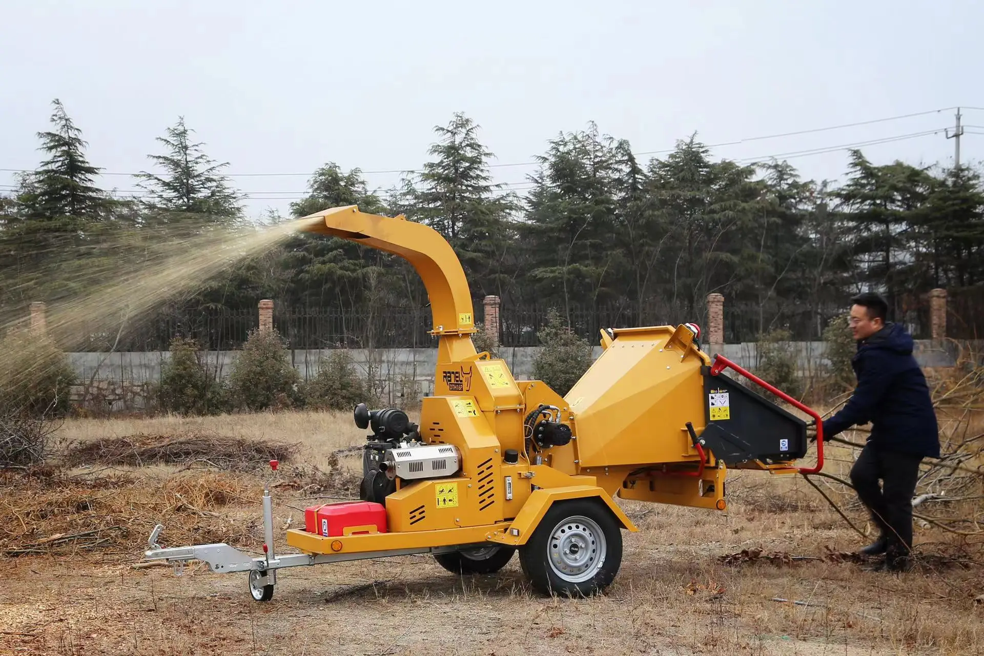 Ce Certificate 35hp Gasoline Engine Wood Chipper With Legal Tow,Jonco