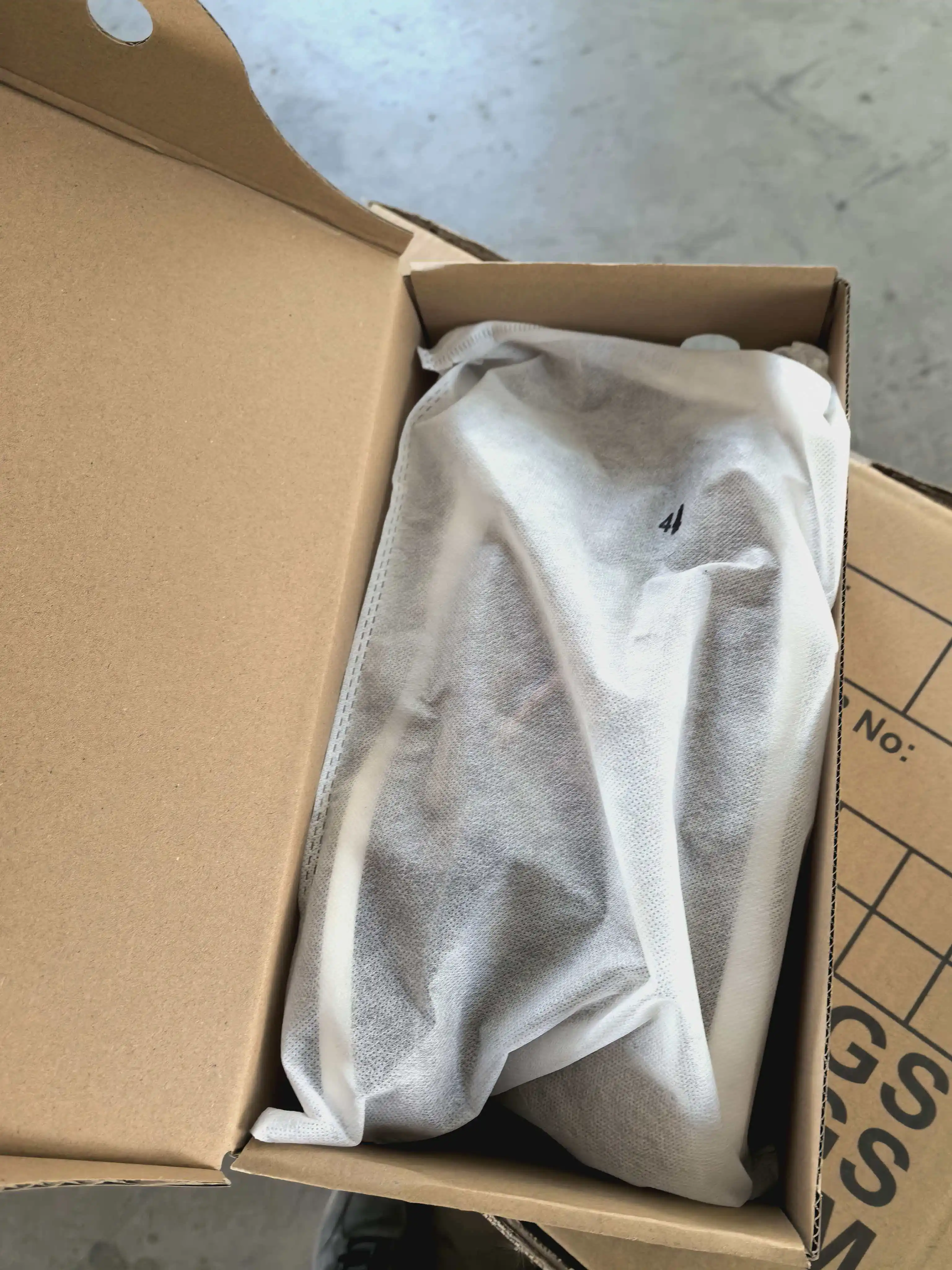 Packaging & shipping specifications