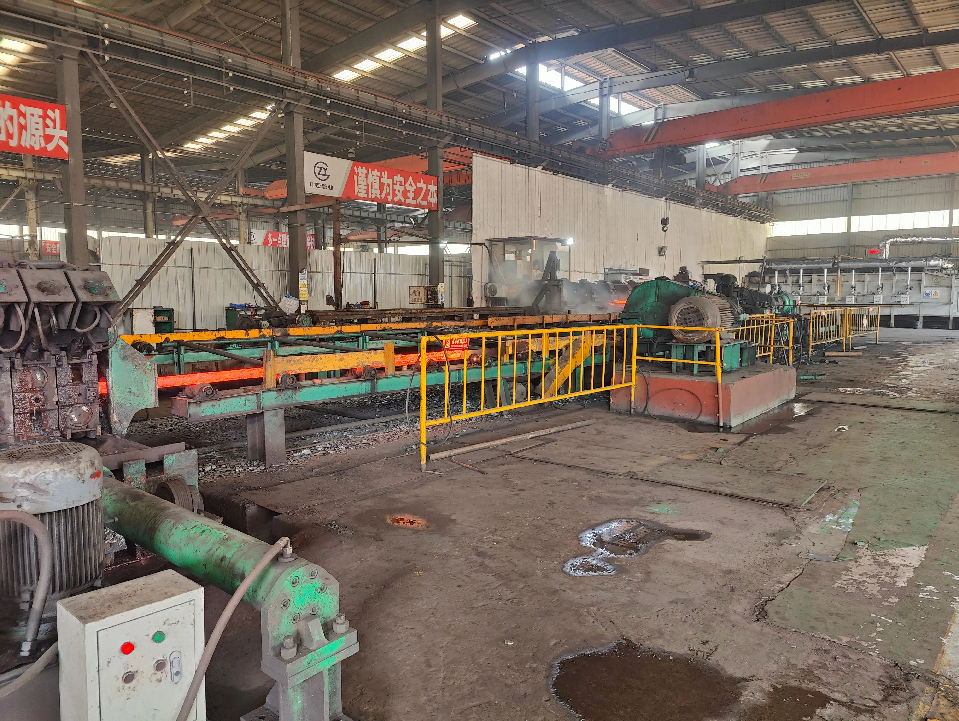 High Quality OEM Seamless Steel Tubes API Pipes for Drill Oil Structure Applications factory