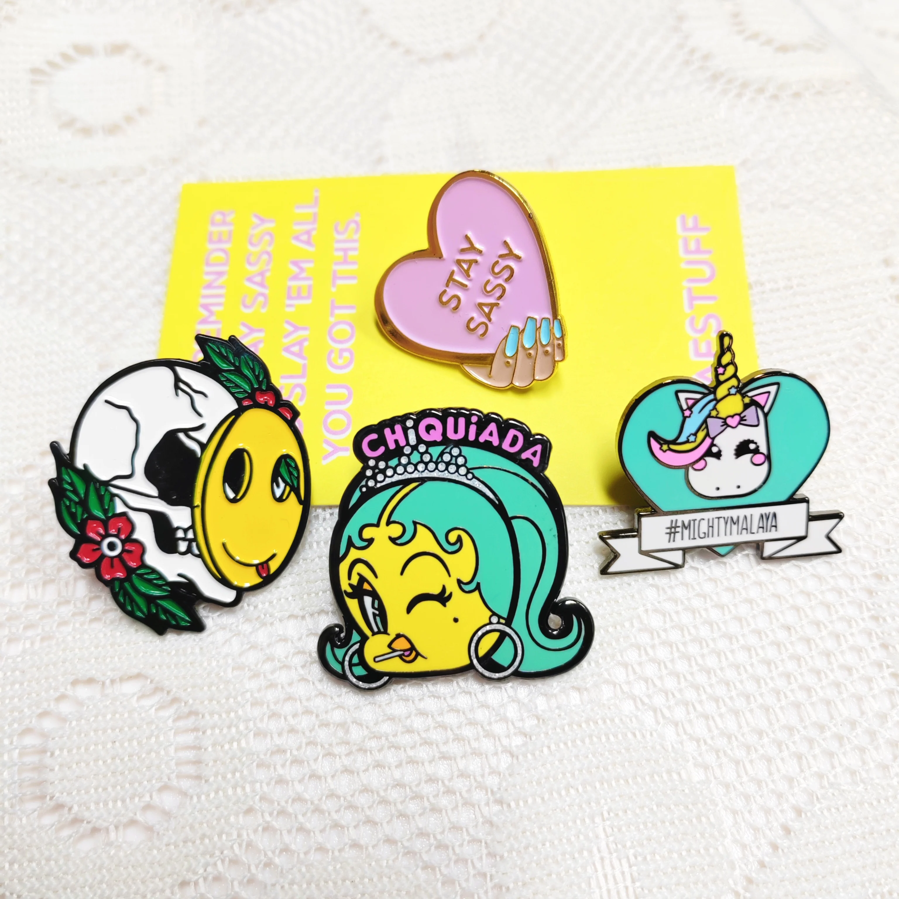Free Proof  Factory Custom Fashion Cute Pins Metal Logo Badges Brooch Hard Soft Enamel Pins Lapel Pins butterfly clutch