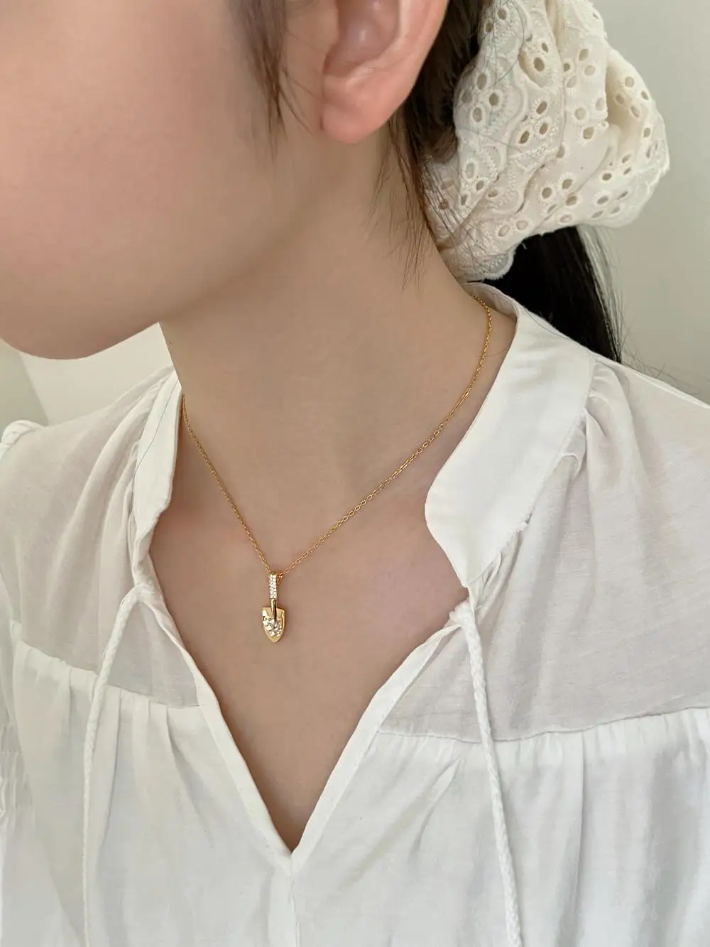 KAKODIY fashionable new gold-plated 925 sterling silver fine jewelry spade pendant necklace detail 3