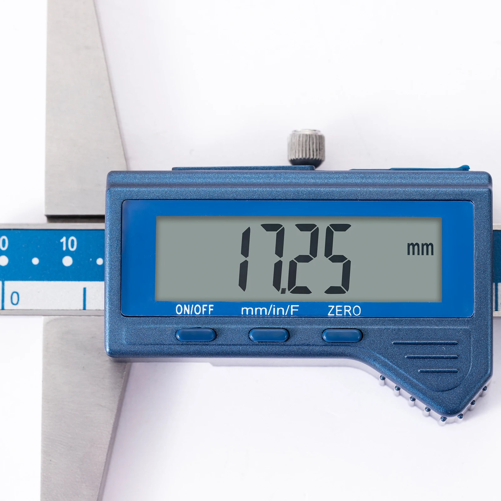 Цифровой штангенциркуль Dasqua 0-150 мм из нержавеющей стали