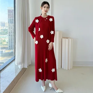 2025 Autumn European American Miyake Pleated Dress Set Factory Wholesale Elegant & Casual Dress + Coat Women's Set