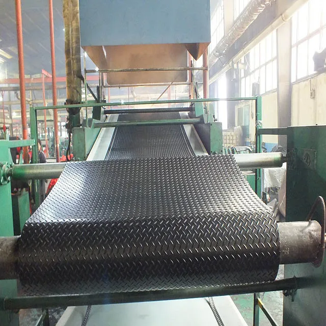 Diamond Checker Insulation Vulcanization Rubber Flooring Wholesale 4mm