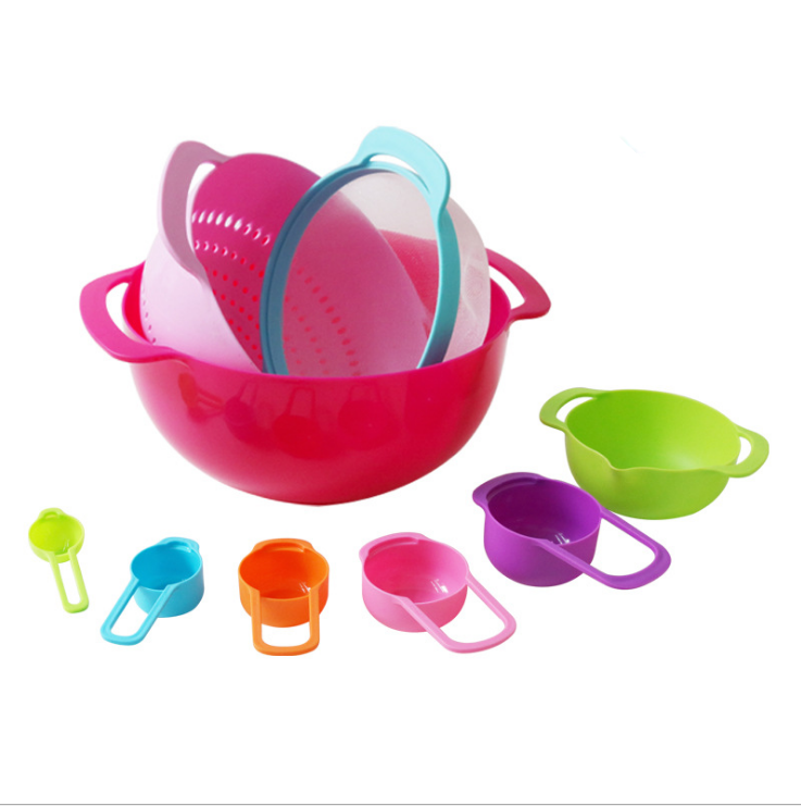 Colorful Kitchen Plastic Nested Mixing Bowls Set Colander Mesh Strainer with Handles Measuring Cups and Spoons