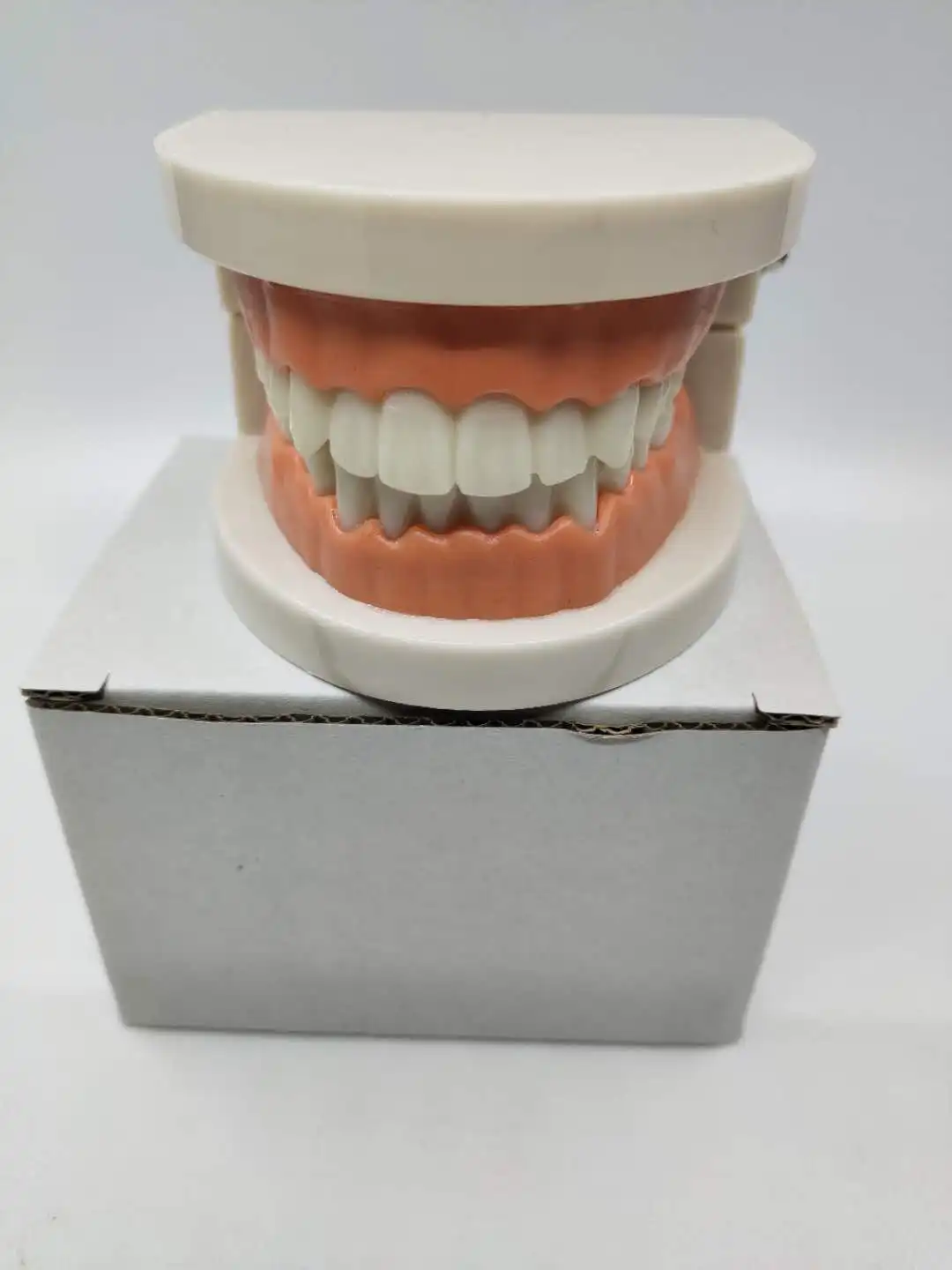 Прозрачная мягкая резинка для