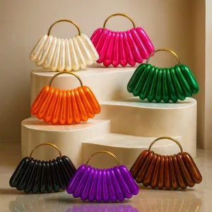 Wedding Clutch Handbags for Ladies Wholesales Fashion Woman Chain Party Dinner Handbags Fashion Acrylic Clutch Bag Women