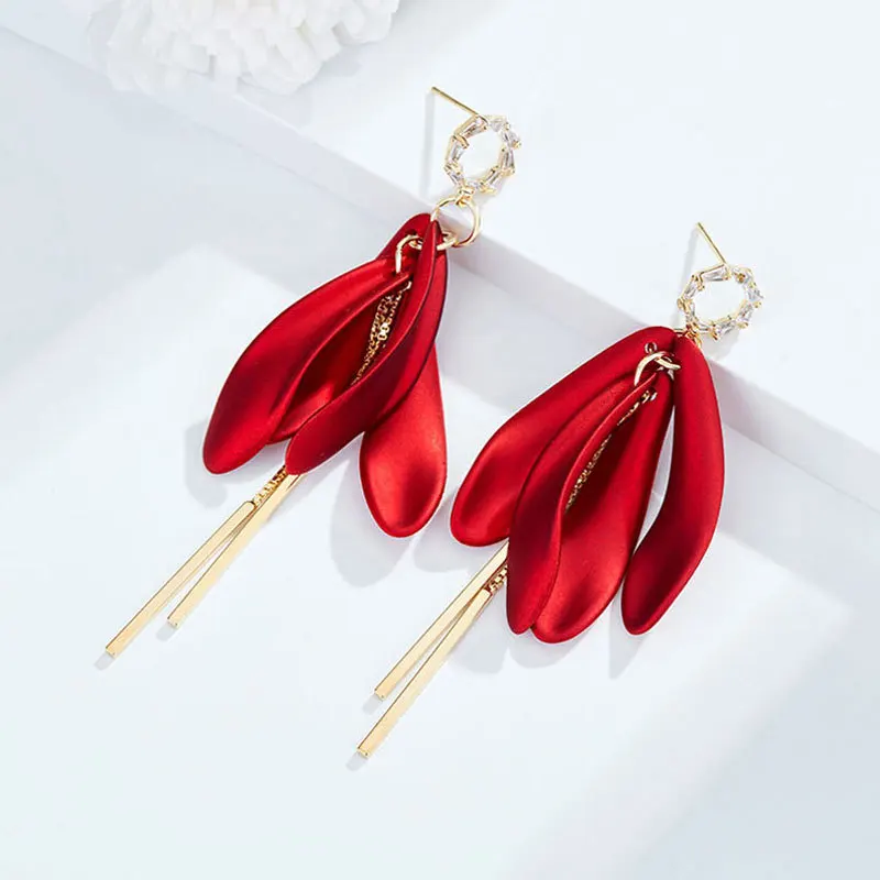 Amazon.com: Red Lace Tassel Earrings, Long Red Earrings, Red Tassel Earrings,  Red Drop & Dangle Earrings, Red Jewelry, Red Accessories, Tassel Earrings :  Handmade Products