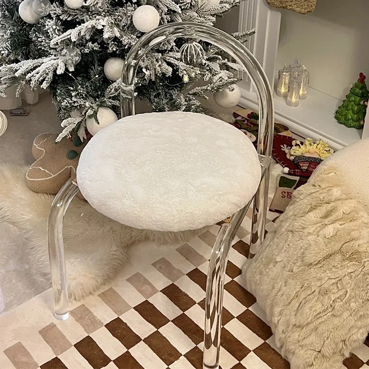 Modern Plastic Wedding Chair New Design Clear Acrylic Leisure Banquet Chair Strong Stackable Transparent Chair
