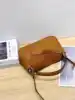 Colors 7 brown