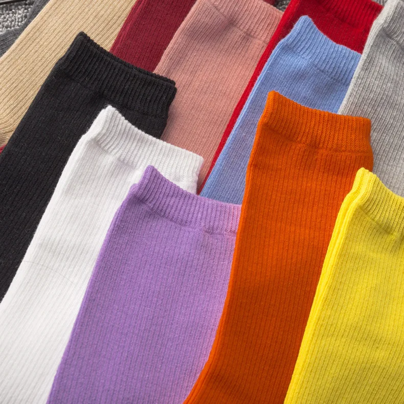 Однотонные красочные хлопковые носки в рубчик, женские хлопковые носки, удобные дизайнерские короткие носки для женщин и мужчин