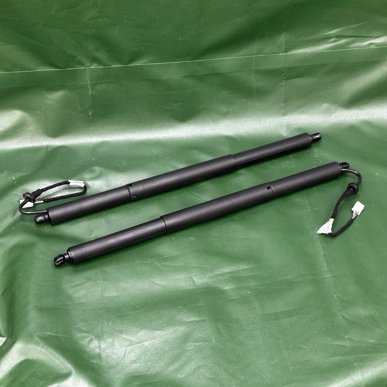 68910-48150 68920-48140 Electric Support Rod for Toyota VENZA