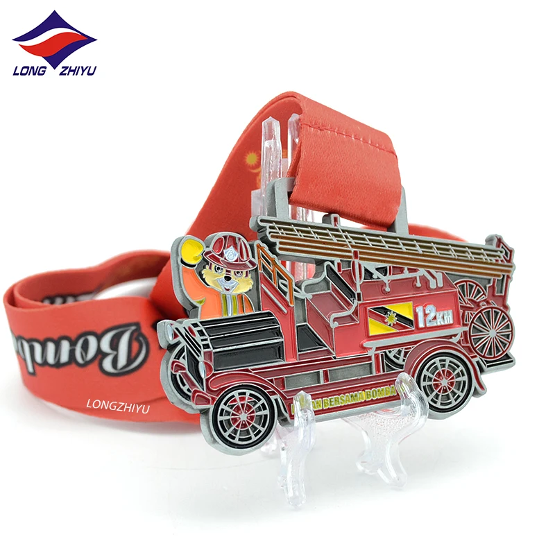 Longzhiyu 15 Years Maker Custom Uae Unique Copper Finisher Medals Wholesale Runners Metal Marathon Medal for Dubai