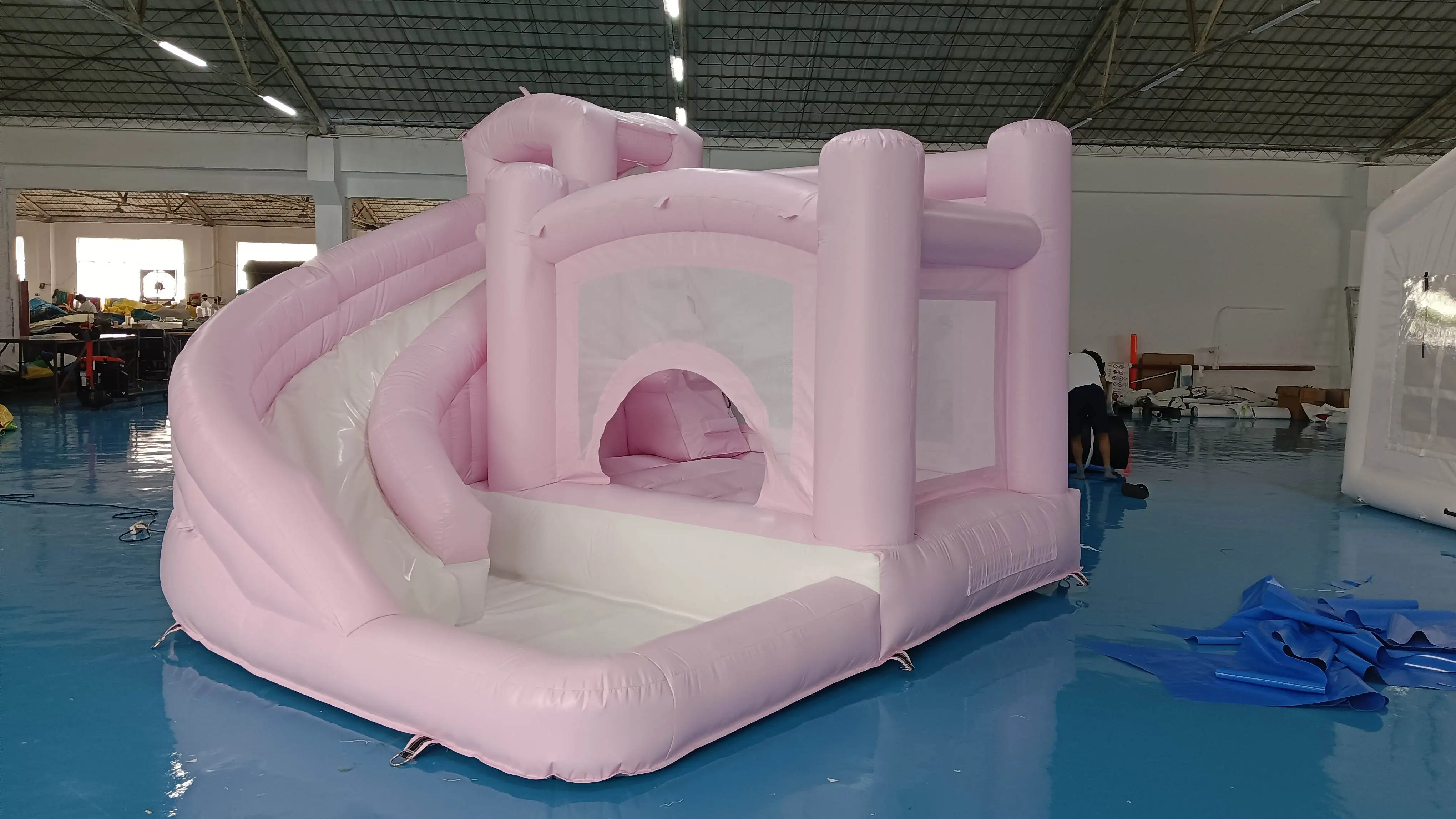 Custom size Commercial combo white bounce house with slide and bouncy castles inflatable bouncer amusement equipment factory