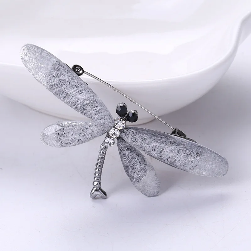 Elegant Dragonfly Brooch Pins Perfect for Wedding Decor