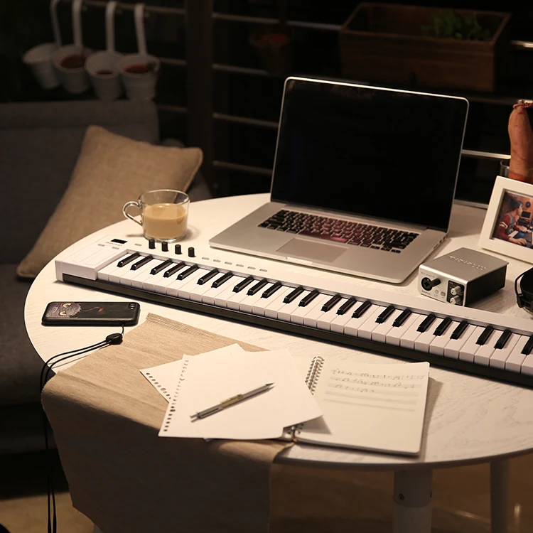 Midiplus X6ミニ 61鍵 MIDIキーボードコントローラー 教育用楽器