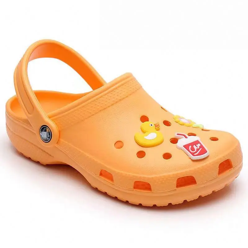 Zapatos De Jardín A La Moda Para Mujer,Zuecos De Color Personalizados,Venta  Al Por Mayor,Nuevos - Buy Al Aire Libre Zuecos Zapatillas De Casa,De Moda  Zuecos Diapositiva,Negro Zuecos Zapatillas De Casa Product on