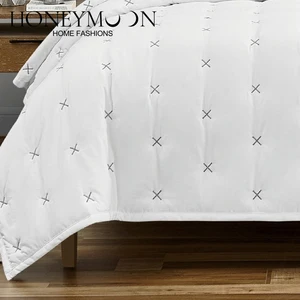 Embroidery Bedding Exquisite Quilt Luxury 100gsm Cotton Like Feel Microfibre Coverlets Bedspread