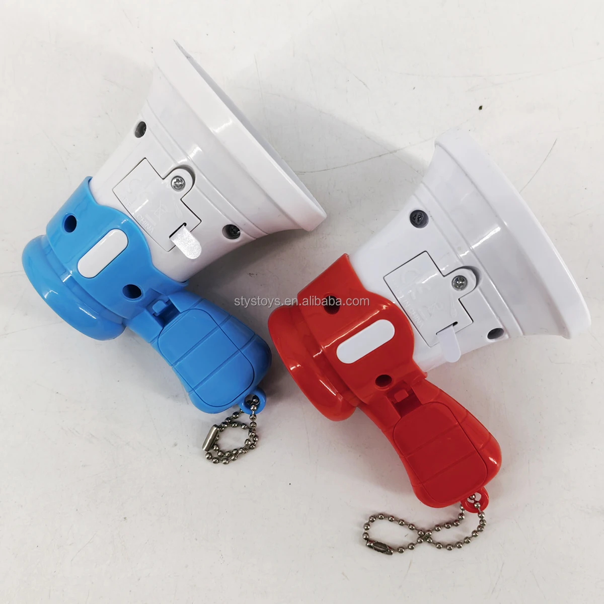キーホルダーデザインの電池式メガホン、携帯用いたずらおもちゃホーン
