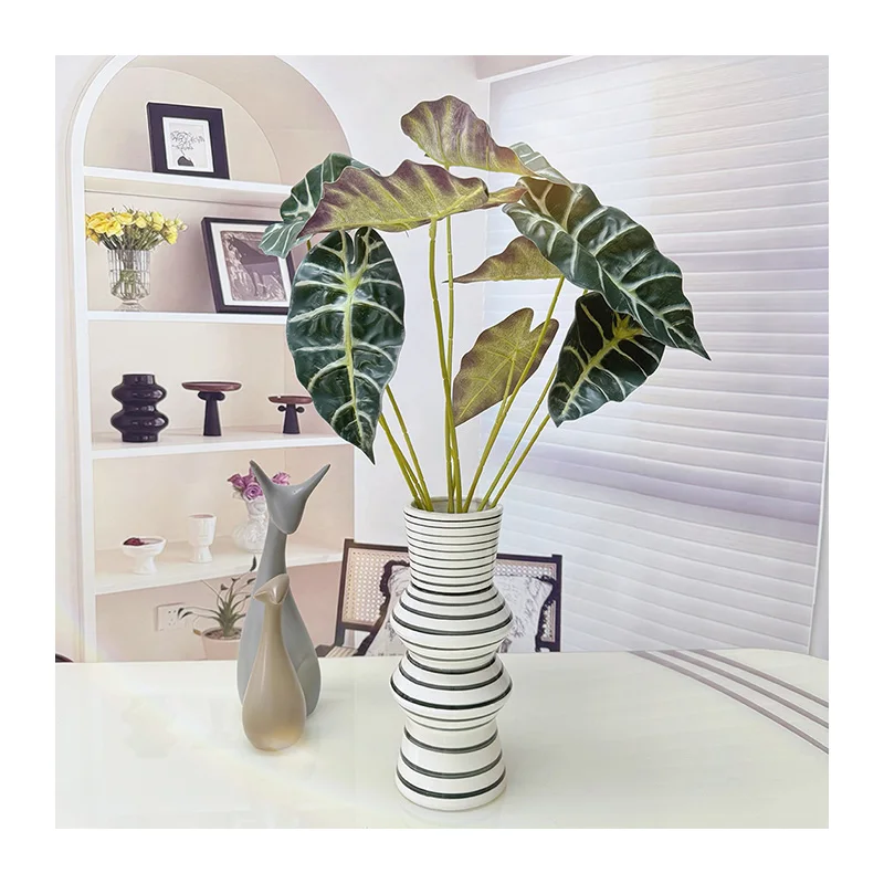 Die Skoonheid van Binnelandse Valse Huistuien