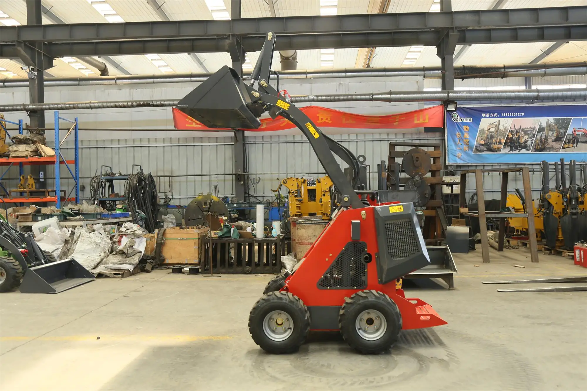 Cheapest New Euro 5 Ce Epa Skidsteer Stand On Miniloader Track Wheel