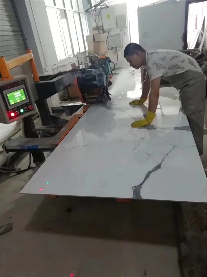 Высокоскоростная машина для резки камня 1800 CNC большая фарфоровой плитки новый дизайн высокоэффективный Керамический