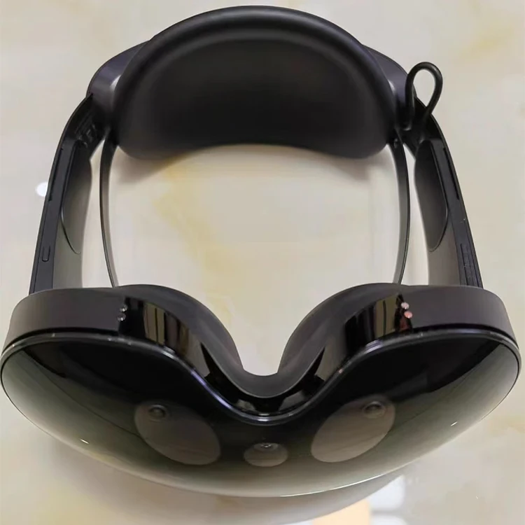 Meta Quest PRO - Advanced VR Headset with 256GB Storage