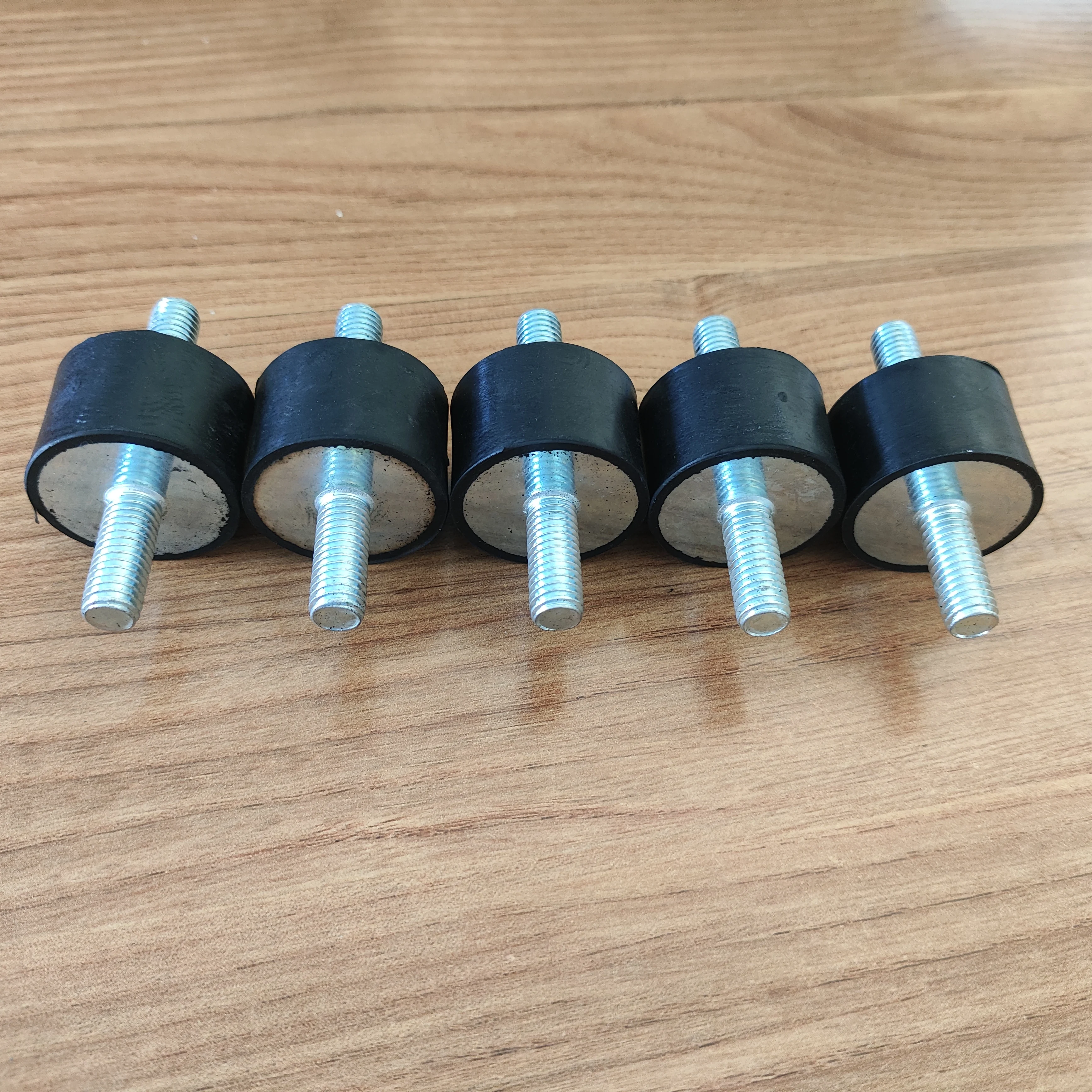 Fabricants de supports en caoutchouc supports d'isolation vibratoire pour goujons cylindriques supports d'isolation en caoutchouc anti-vibration pour ouvre-garage
