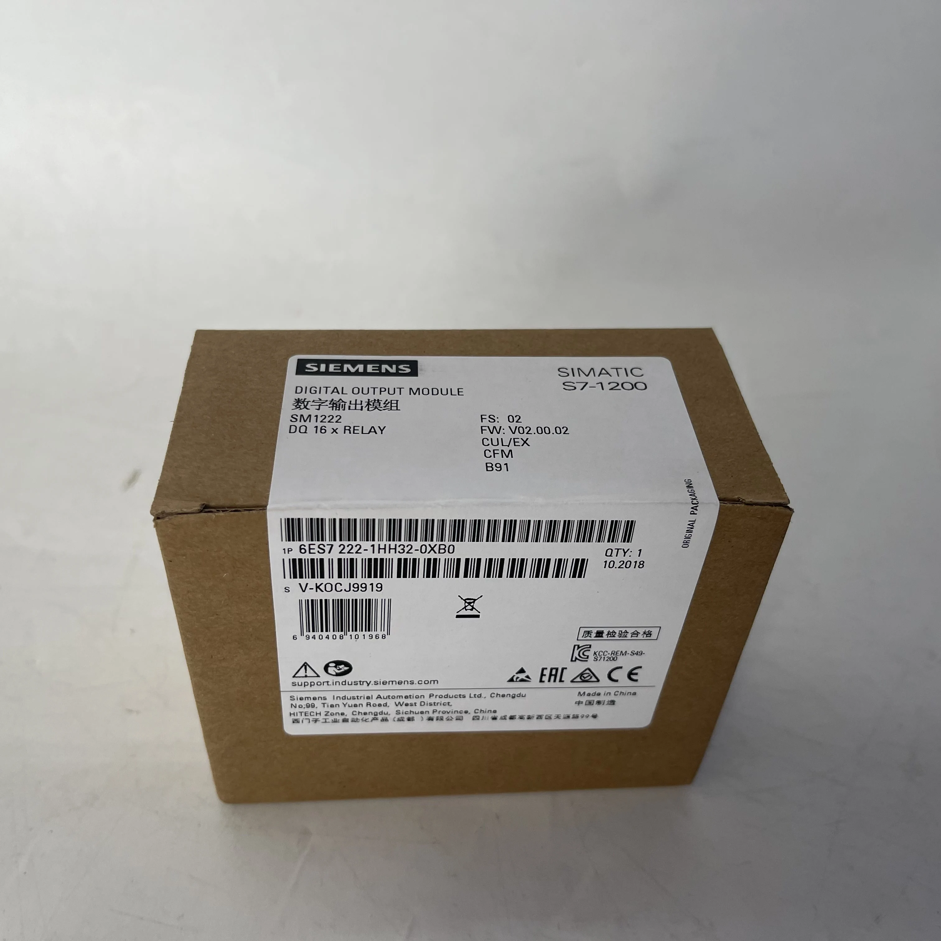 SIEMENS Digital Output Module 6ES7222-1HH32-0XB0 SIEMENS Digital Output Module 6ES7222-1HH32-0XB0