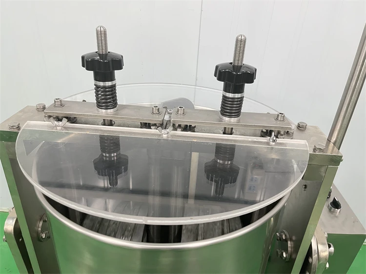 工業用チョコレートリファイナーメランジャーココア豆ペン先粉砕機傾斜